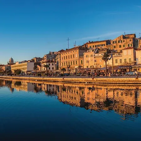 Lejlighed 2 Bedroom Lovely In