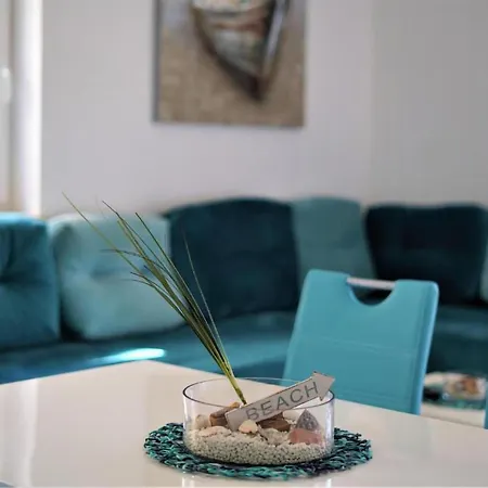 2 Bedroom Lovely In Šibenik