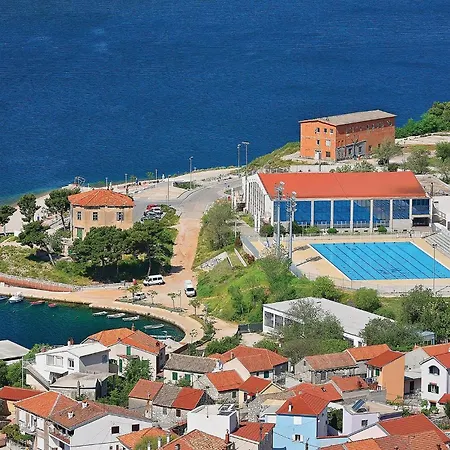 2 Bedroom Lovely In Apartmán Šibenik