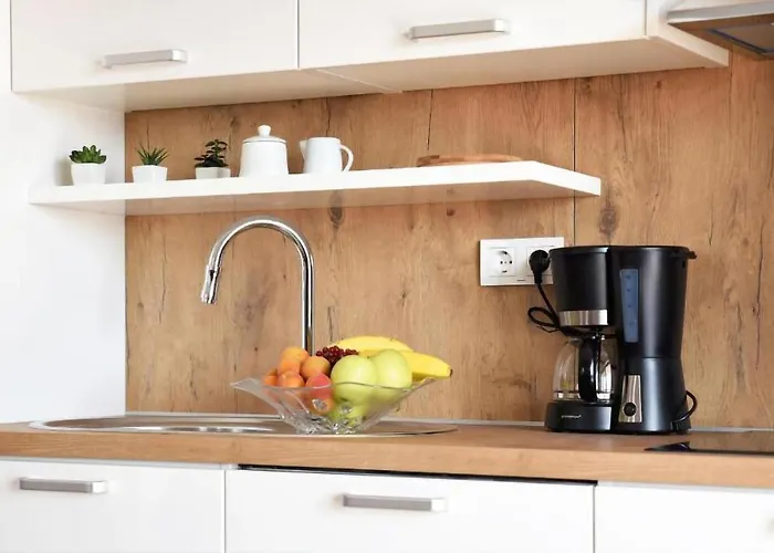 2 Bedroom Lovely In 아파트